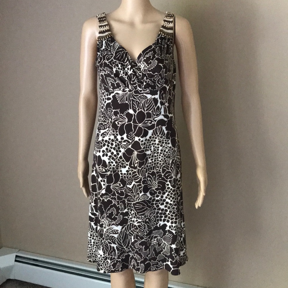 Talbots v-necks stretchy floral dress Size 10